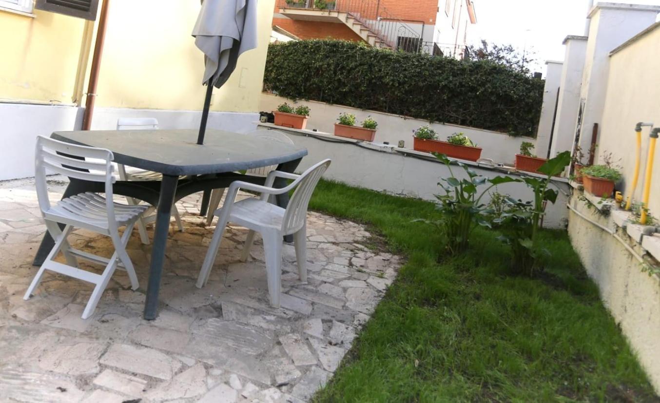 Apartamento House 27 Fiumicino Exterior foto